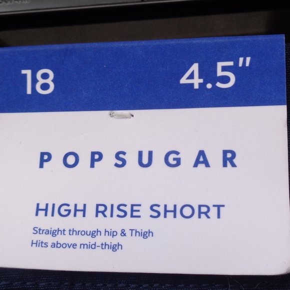 NWT High rise cuffed short - Picture 7 of 9